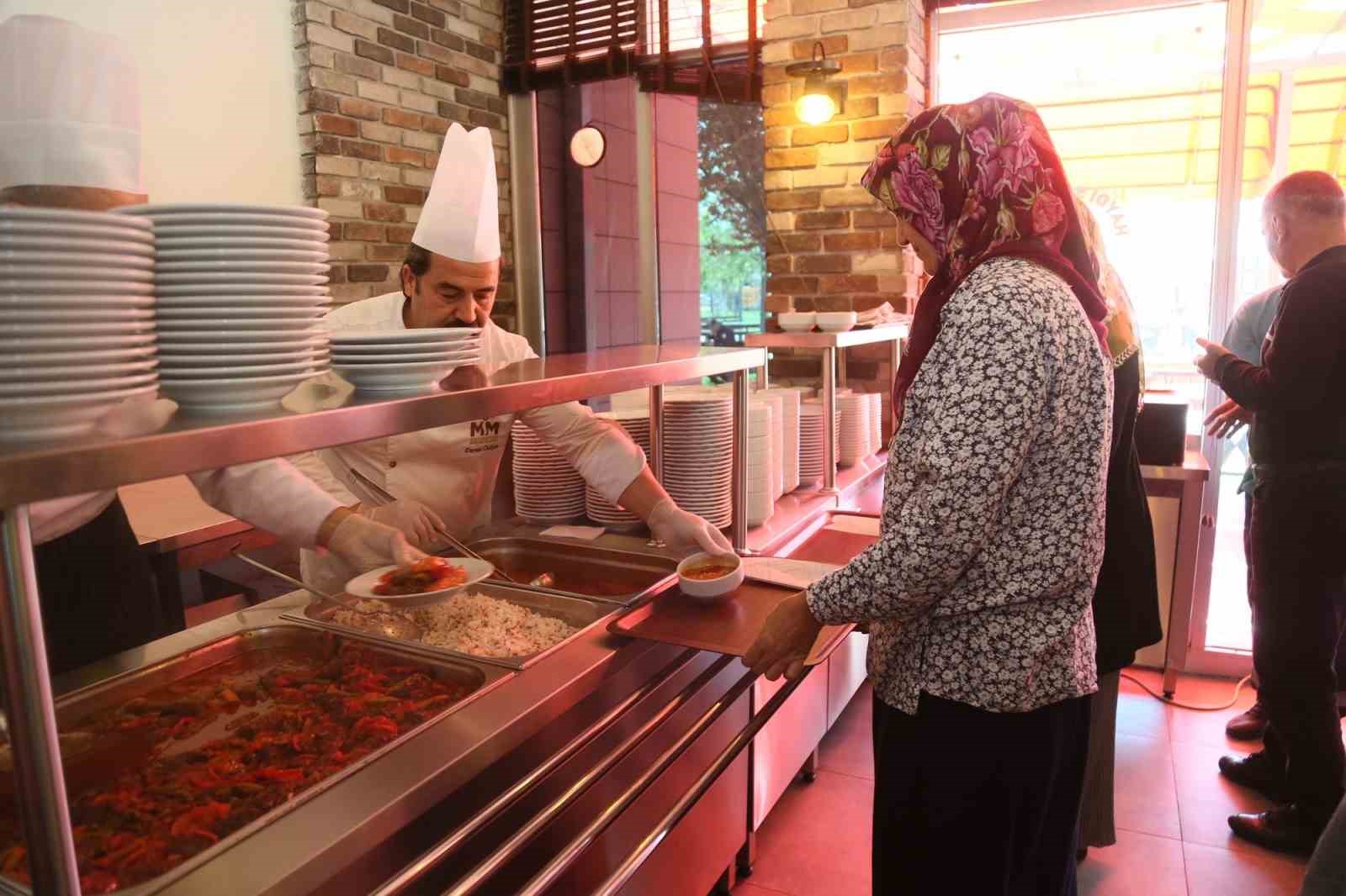 Büyükşehir, “Haydi Sofraya" sayısını 4’e çıkardı