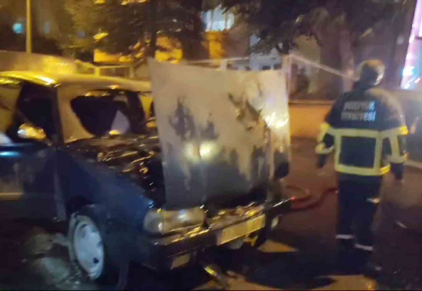 Bozüyük’te seyir halindeki araç yandı