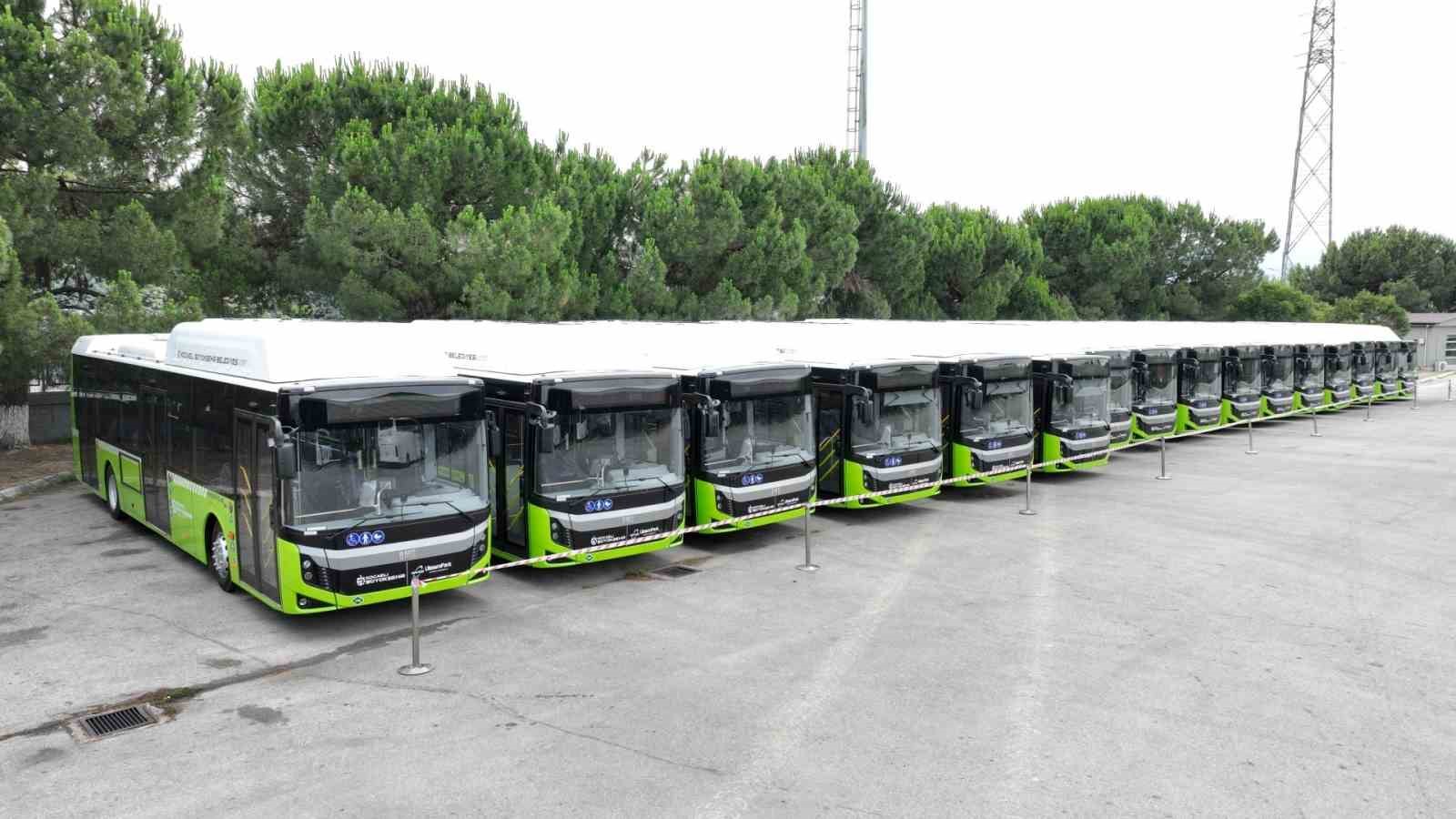 Büyükşehir’in 20 yeni otobüsü teslim edildi

