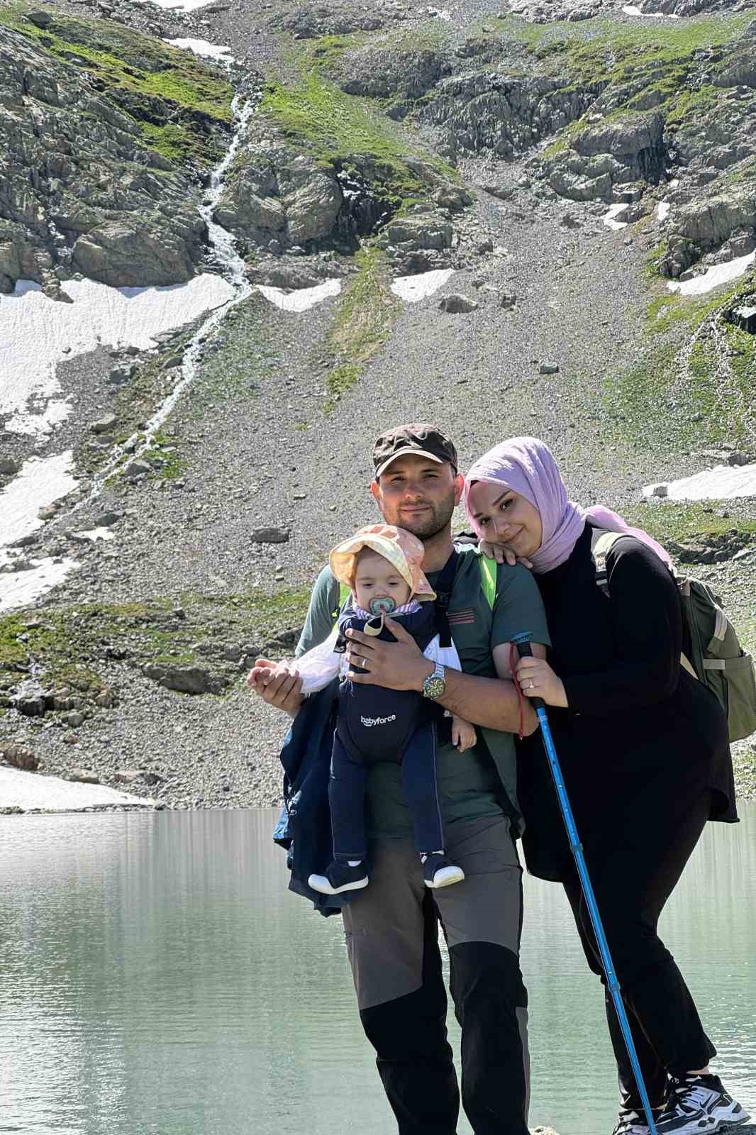 Artabel G&ouml;lleri&rsquo;nin en k&uuml;&ccedil;&uuml;k kaşifi 1 yaşındaki İkim Doğa Can oldu
