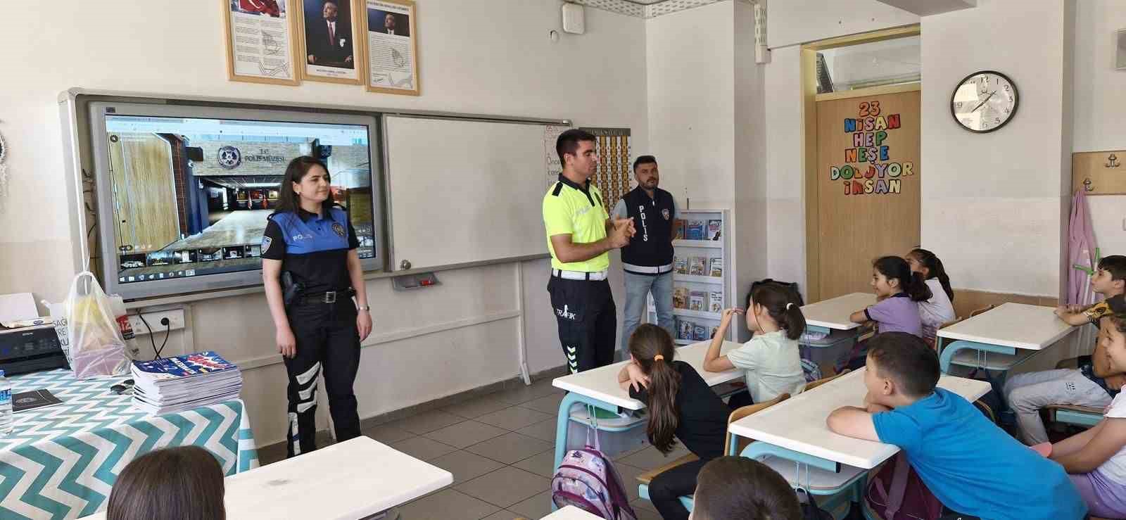 Toplum destekli polis ekiplerinden vatandaşa eğitim