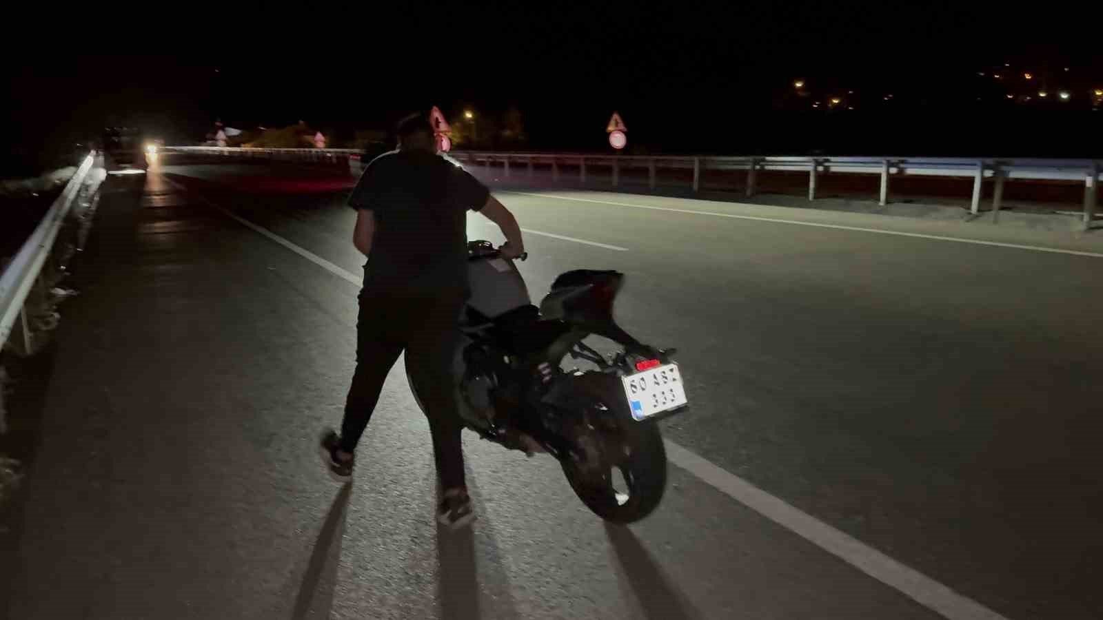 Tokat’ta iki motosiklet tutkunu kaza yaptı: 1 ölü, 1 yaralı
