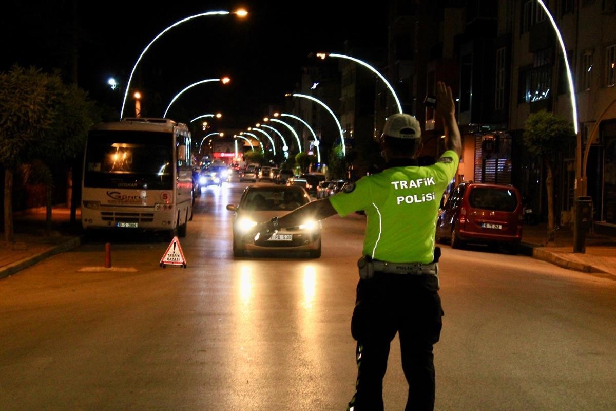 Balıkesir&rsquo;de kapsamlı asayiş ve trafik denetimi
