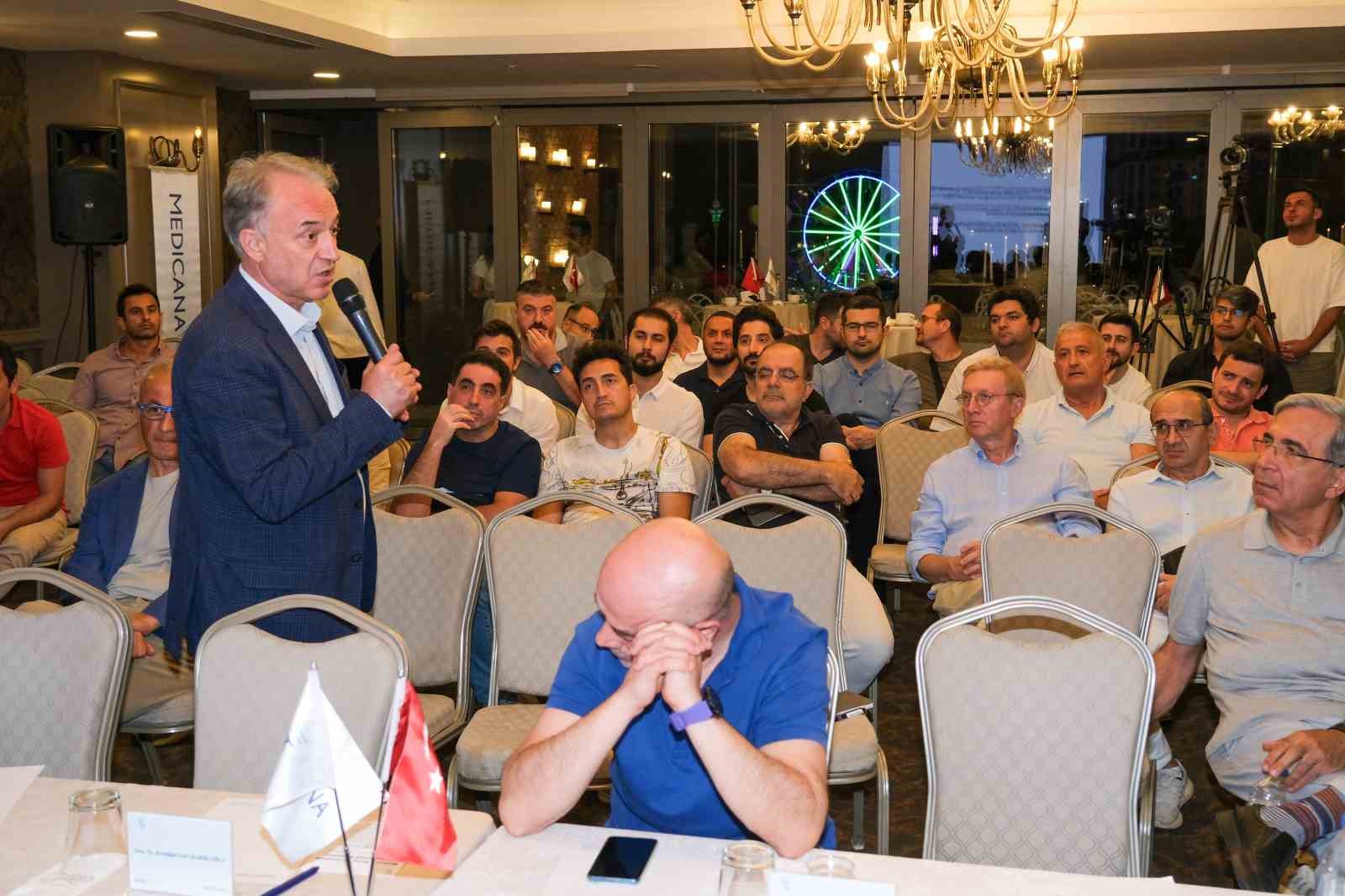 Uzmanlar, &rsquo;Medicana Bursa 4K Ortopedi ve Travmatoloji Buluşması&rsquo;nda bir araya geldi
