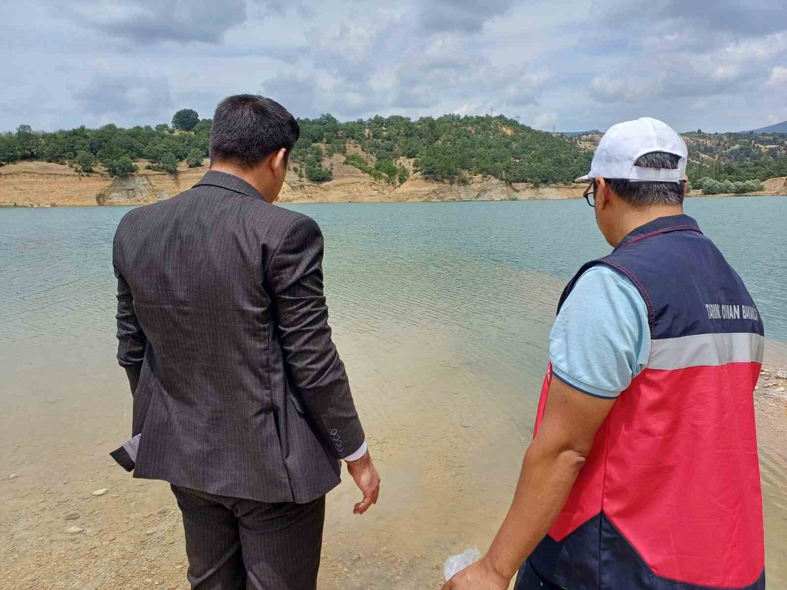K&uuml;tahya&rsquo;da 5 milyon 423 bin 150 adet balık i&ccedil; su kaynaklarına bırakıldı
