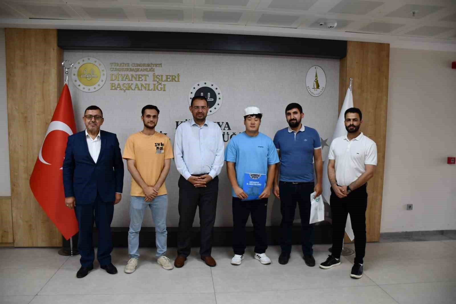 G&uuml;ney Kore uyruklu Sehyeon Kim, m&uuml;sl&uuml;man oldu
