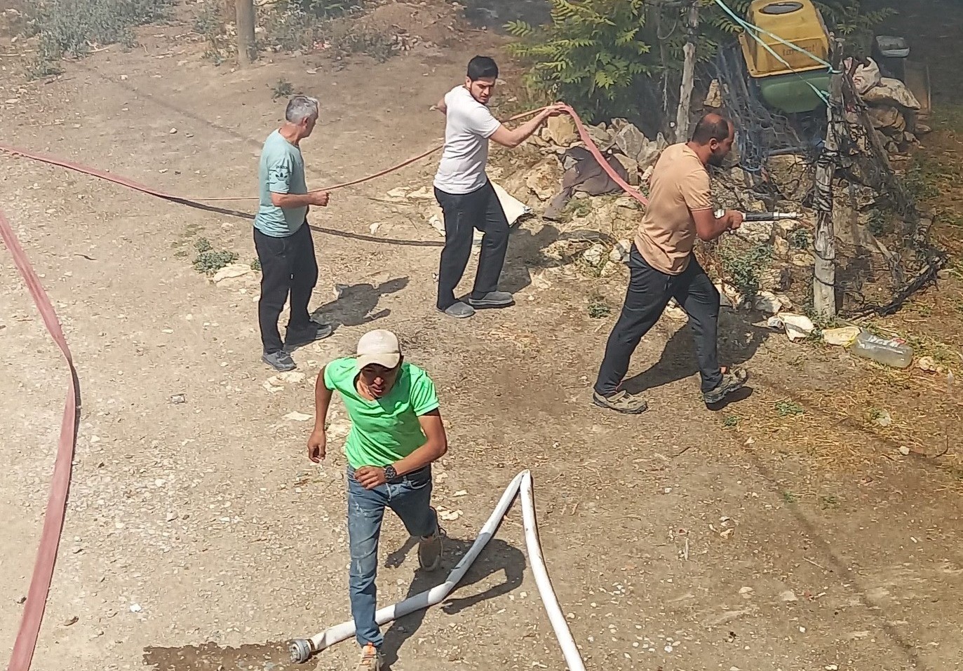 Altıntaş&rsquo;ta samanlık yangını
