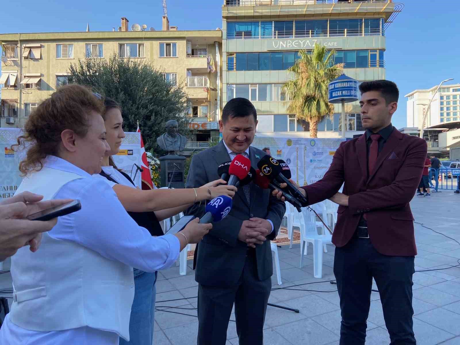 İstanbul’da "Kazakistan Milli Dombra Günü" kutlandı