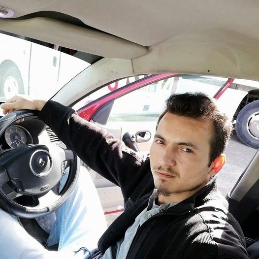 Trafik kazasında ağır yaralanan motosiklet s&uuml;r&uuml;c&uuml;s&uuml; yaşam m&uuml;cadelesini kaybetti
