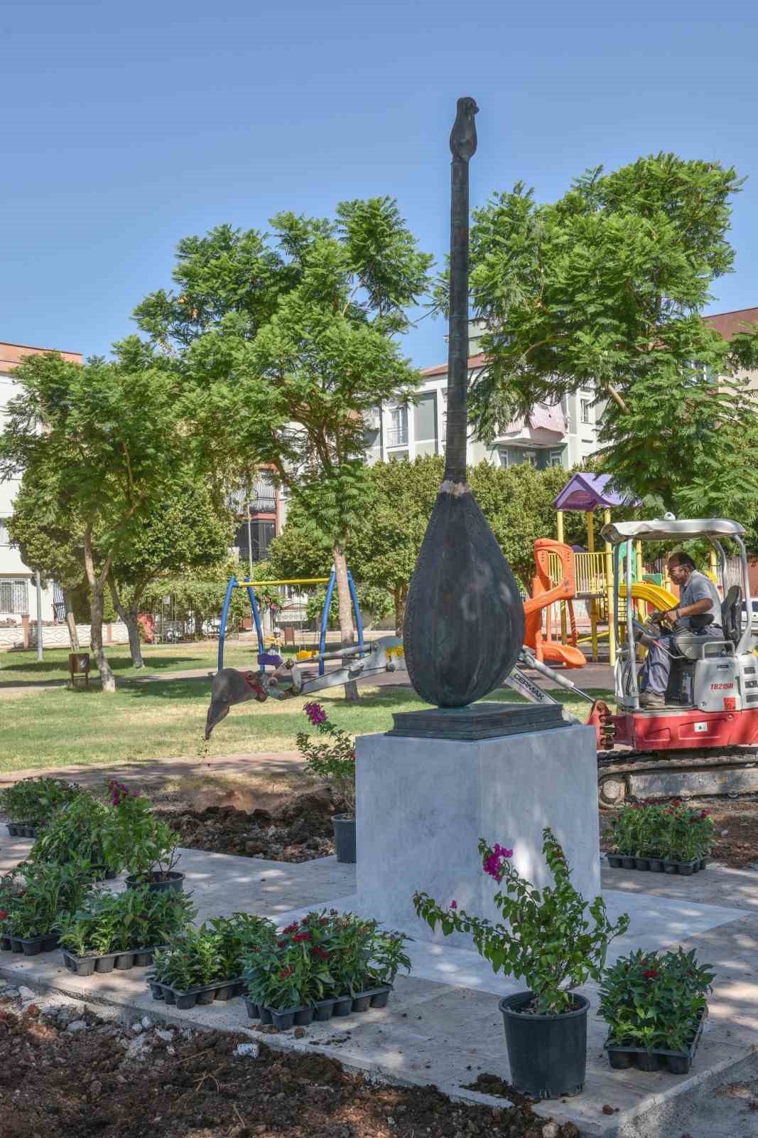 Kazakistan&rsquo;da yapılan anıt Kepez&rsquo;de sergilenecek
