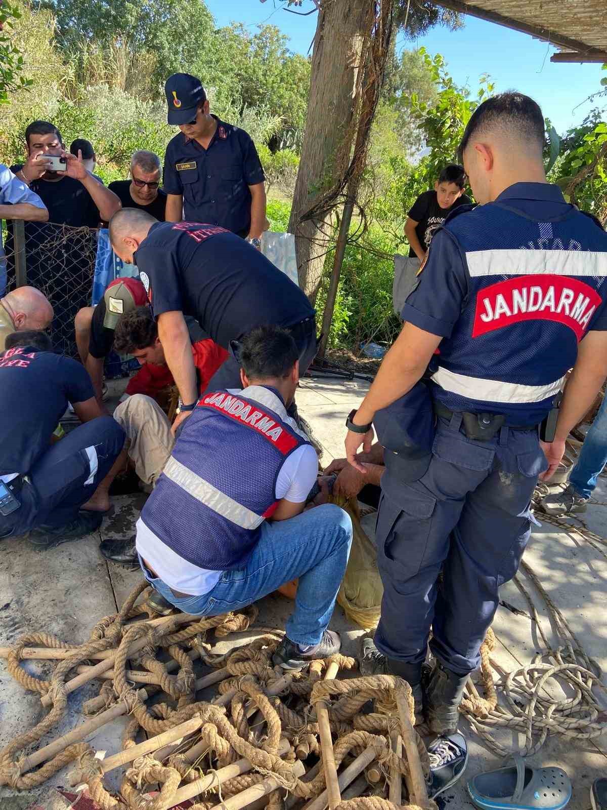 Evini ateşe verip kendini kuyuya atan şahıs, tedavisinin ardından tutuklandı
