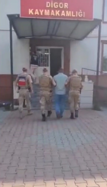 Kars&rsquo;ta ter&ouml;r propagandası yapan 1 kişi yakalandı
