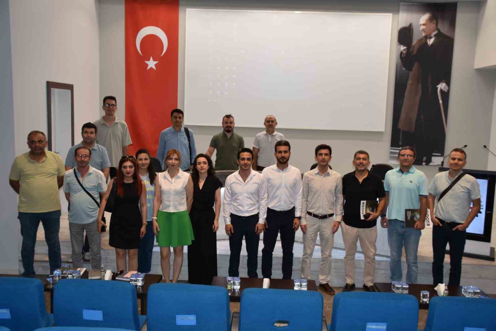Denizli OSB&rsquo;de dijital d&ouml;n&uuml;ş&uuml;m, girişimcilik ve yeşil sanayi destekleri anlatıldı
