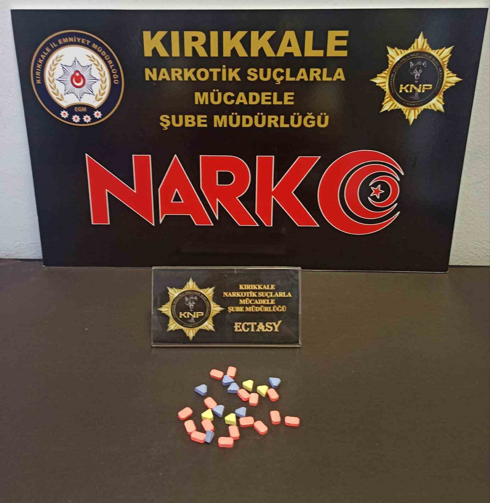 Kırıkkale&rsquo;de uyuşturucu operasyonu: 4 tutuklama
