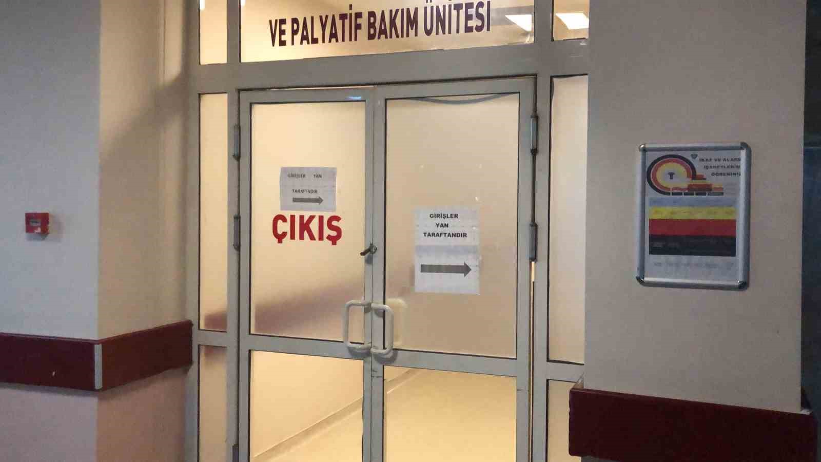 Kafkas &Uuml;niversitesi&rsquo;ndeki milyonluk robot &ccedil;&uuml;r&uuml;meye terk edildi
