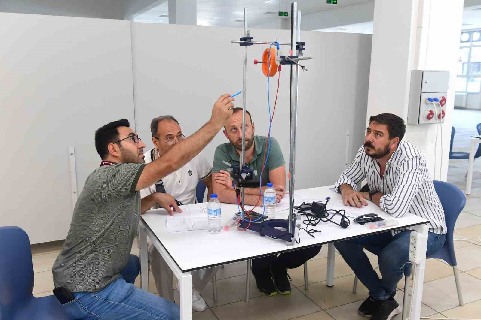 Elektrik Enerjisi &Uuml;retim, İletim ve Dağıtımı &Ouml;nlisans Programı laboratuvar dersleri başladı
