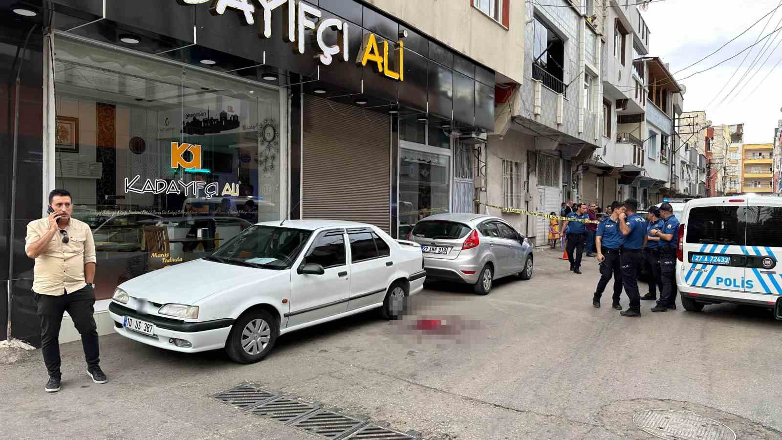 Eski ortakların tartışması kanlı bitti: 3 ölü