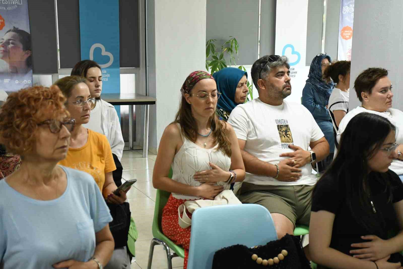 Aromatik yağlar ile nefes tekniklerini &ouml;ğrendiler
