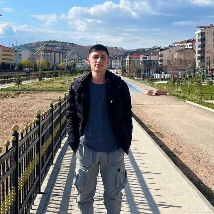 Bayburt’ta yıldırım düşmesi sonucu 1 kişi hayatını kaybetti
