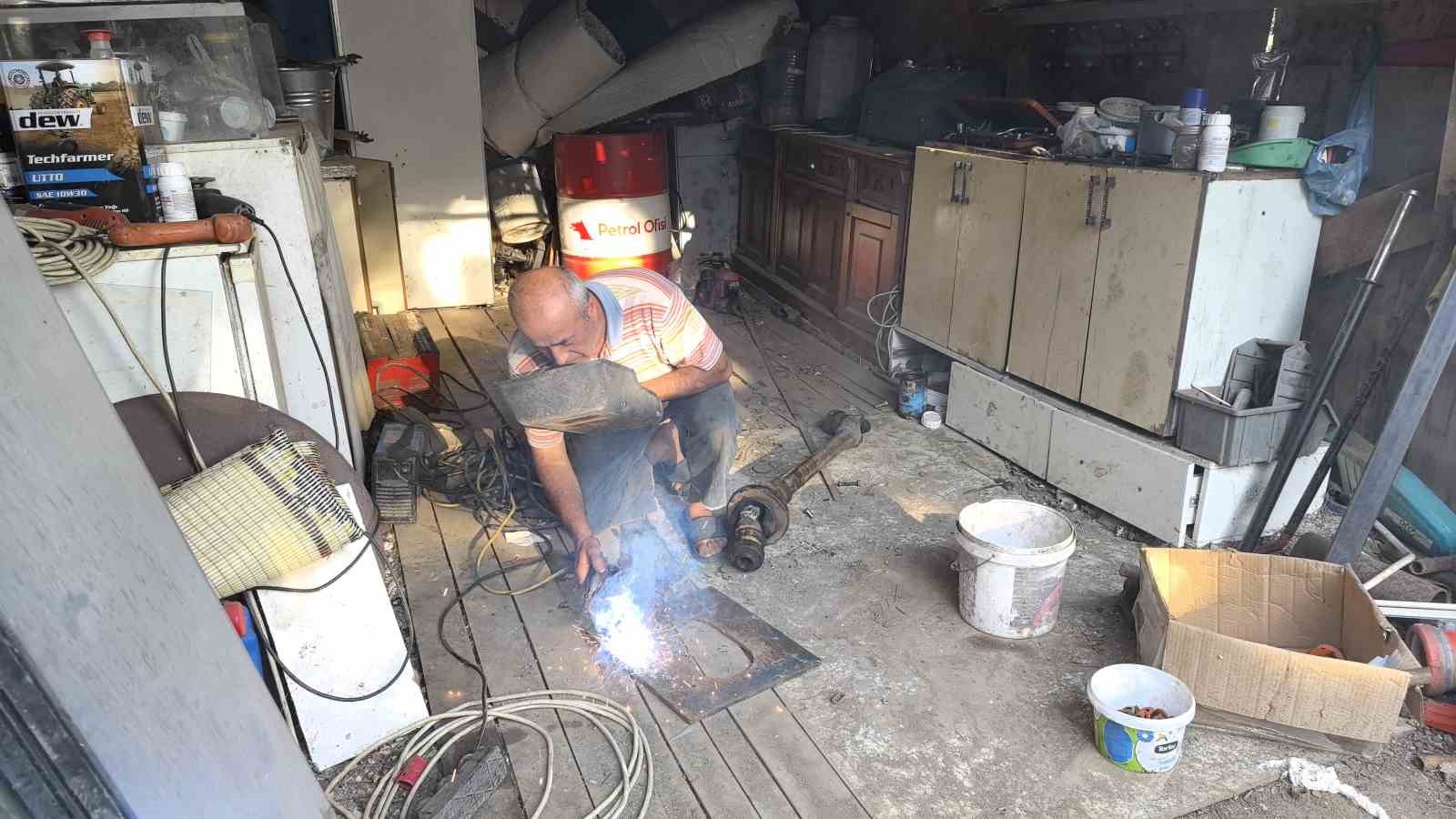 Tasarladığı asans&ouml;r sistemiyle hasat s&uuml;resini y&uuml;zde 40 azalttı
