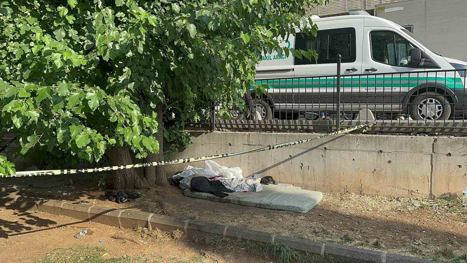 Gaziantep’te yaşlı bir adam parkta ölü bulundu
