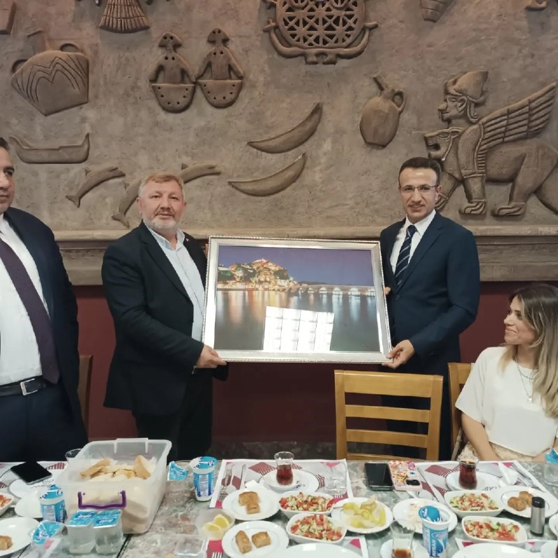 Kaymakam Ayhan Akpay 4 yıl g&ouml;rev yaptığı Osmancık&rsquo;tan ayrıldı
