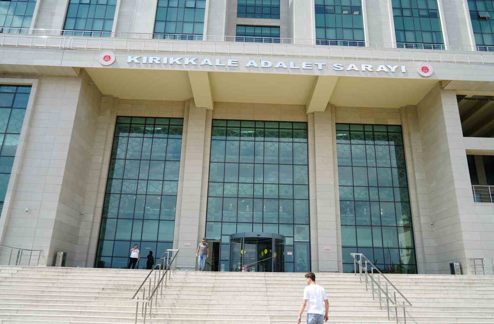 Husumetlisini öldürdü, mahkemede "Pişmanım" dedi