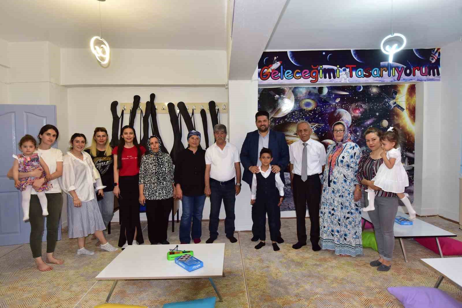 Eski Yargıtay &uuml;yesi Ahmet K&ouml;ksal&rsquo;ın anısına akıl ve zeka oyunları sınıfı oluşturuldu
