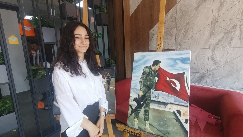 Erzincan&rsquo;da 15 Temmuz resim ve kitap sergisi a&ccedil;ıldı
