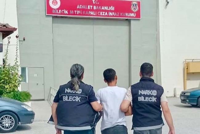 Şehirlerarası otob&uuml;s ile uyuşturucu madde taşıyan ş&uuml;pheli 1 şahıs yakalandı
