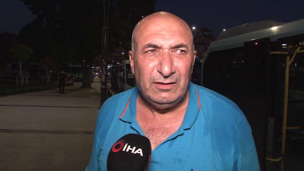Kartal’da annesinin ameliyat parasını minibüste unutan öğretmenin parası geri verildi
