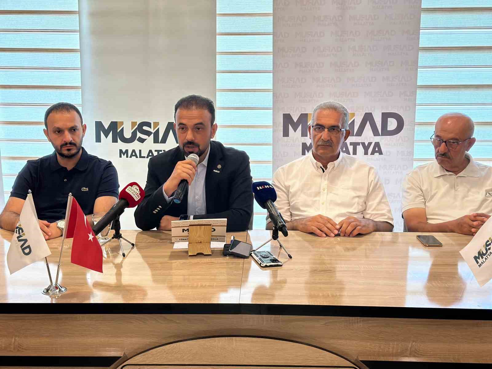 Başkan Yunus Akçin: "Yerel yöneticiler şehrin gelişimini sağlayamamıştır"