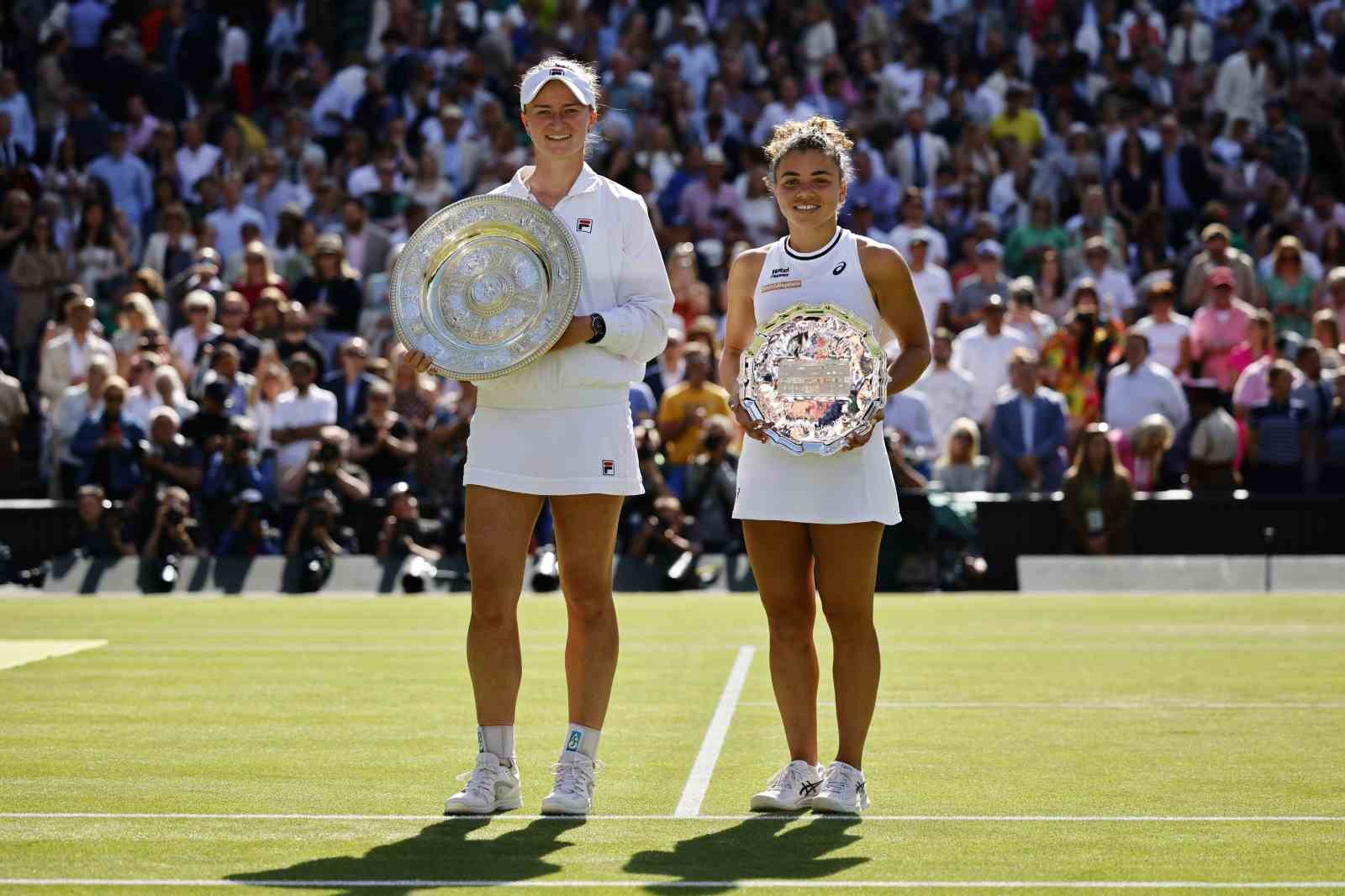 Wimbledon kadınlarda şampiyon Barbora Krejcikova 