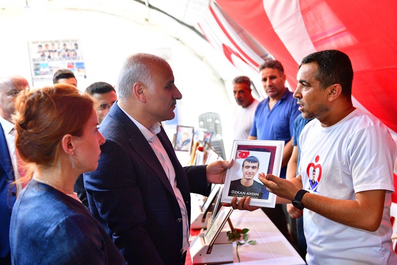 Vali Zorluoğlu&rsquo;dan &lsquo;Diyarbakır anneleri&rsquo;ne ziyaret 