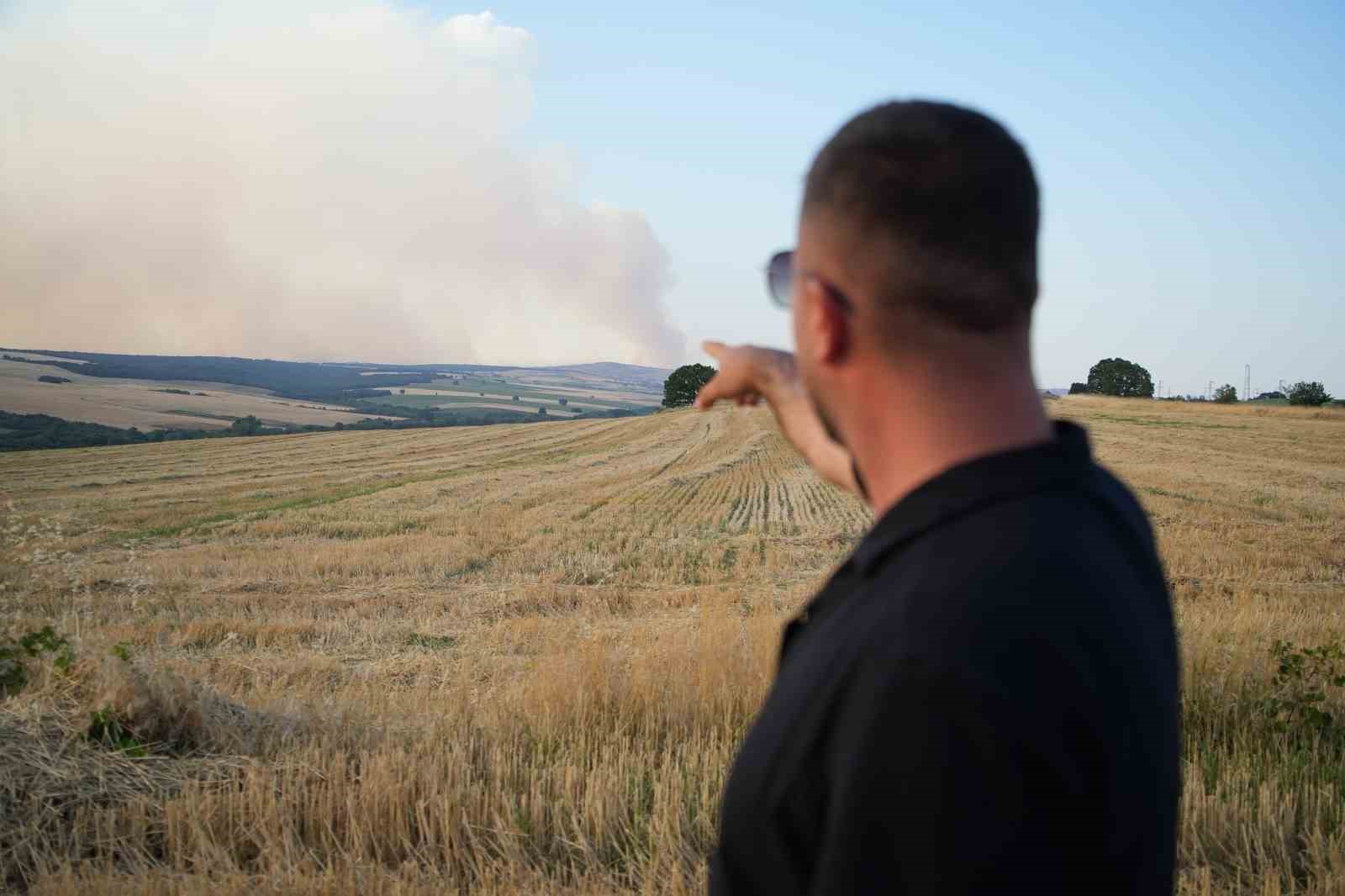 Bulgaristan&rsquo;daki yangın Edirne sınırına ilerliyor, k&ouml;y halkı tedirgin
