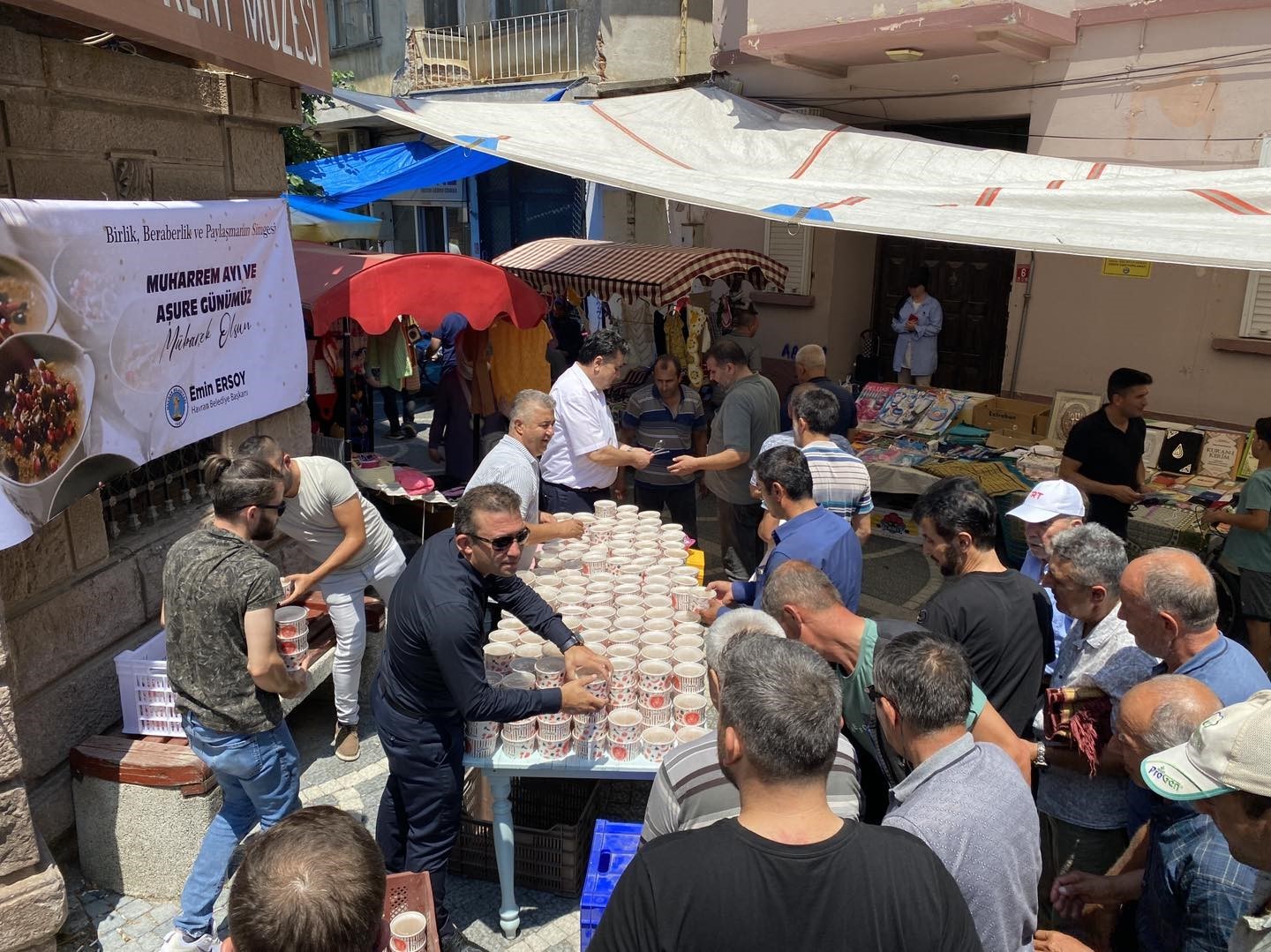 Havran Belediyesi&rsquo;nden aşure hayrı
