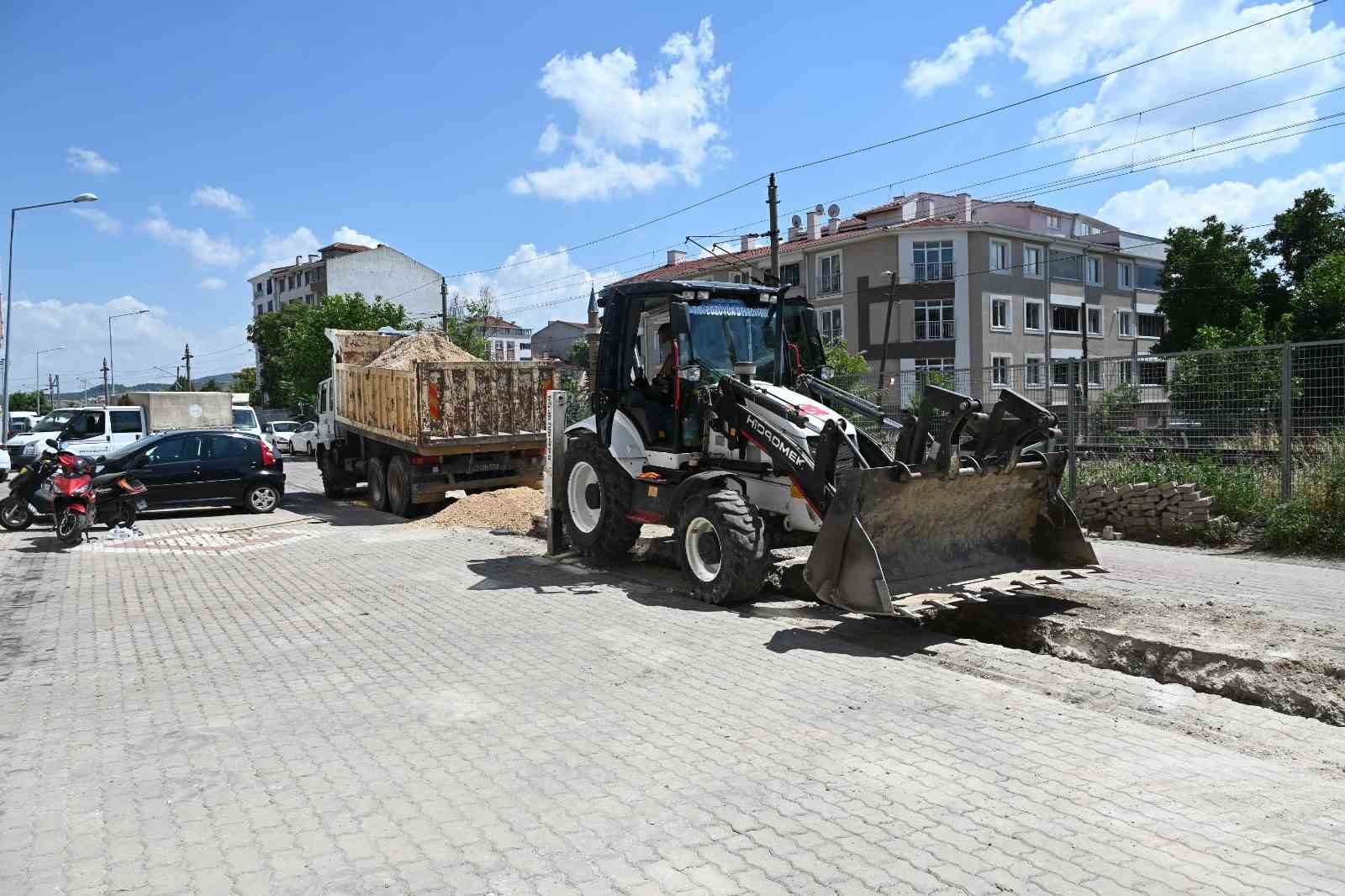 Boz&uuml;y&uuml;k&rsquo;te alt yapı &ccedil;alışmaları devam ediyor
