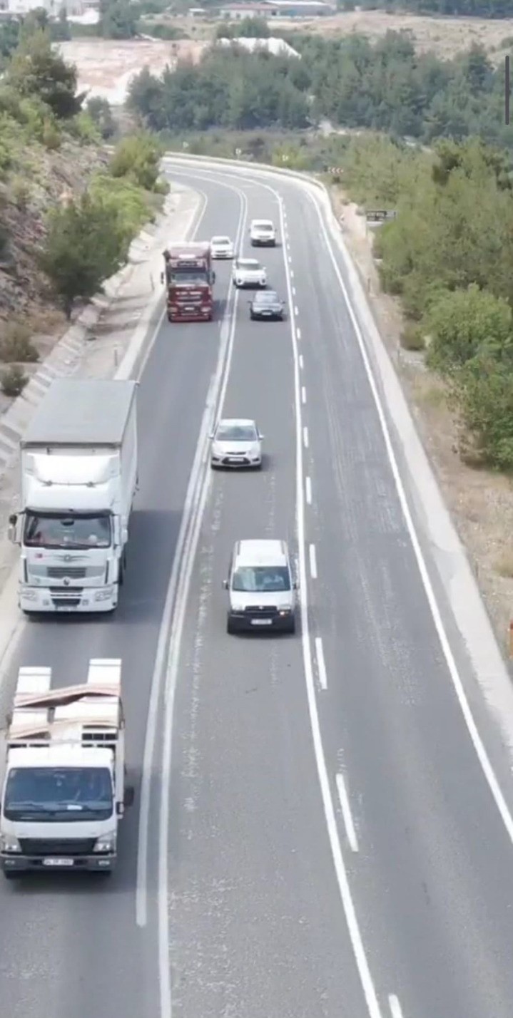 Bilecik&rsquo;te dron denetimlerinde 13 ara&ccedil; ve s&uuml;r&uuml;c&uuml;s&uuml;ne 19 bin 578 TL para cezası

