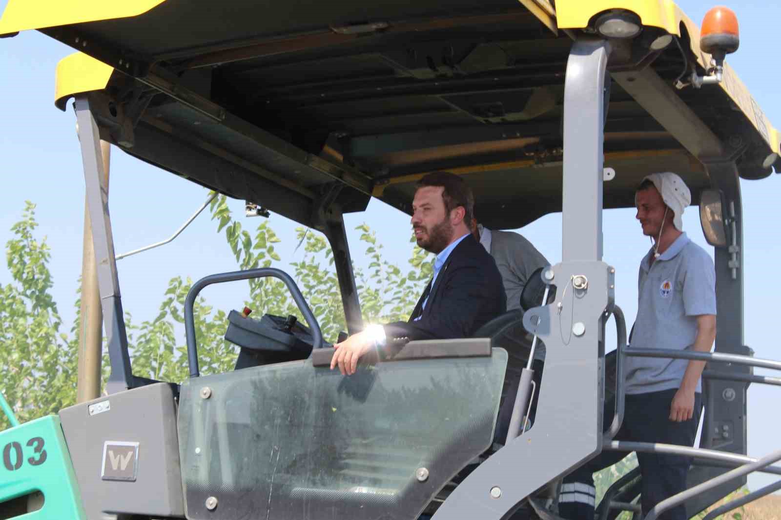 Ceyhan’ın giriş yolu duble yol oluyor