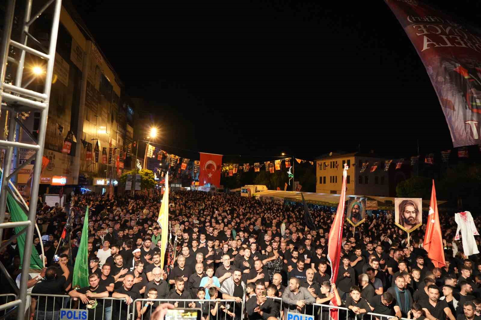 Iğdır’da Tasua Gecesi merasimi yapıldı
