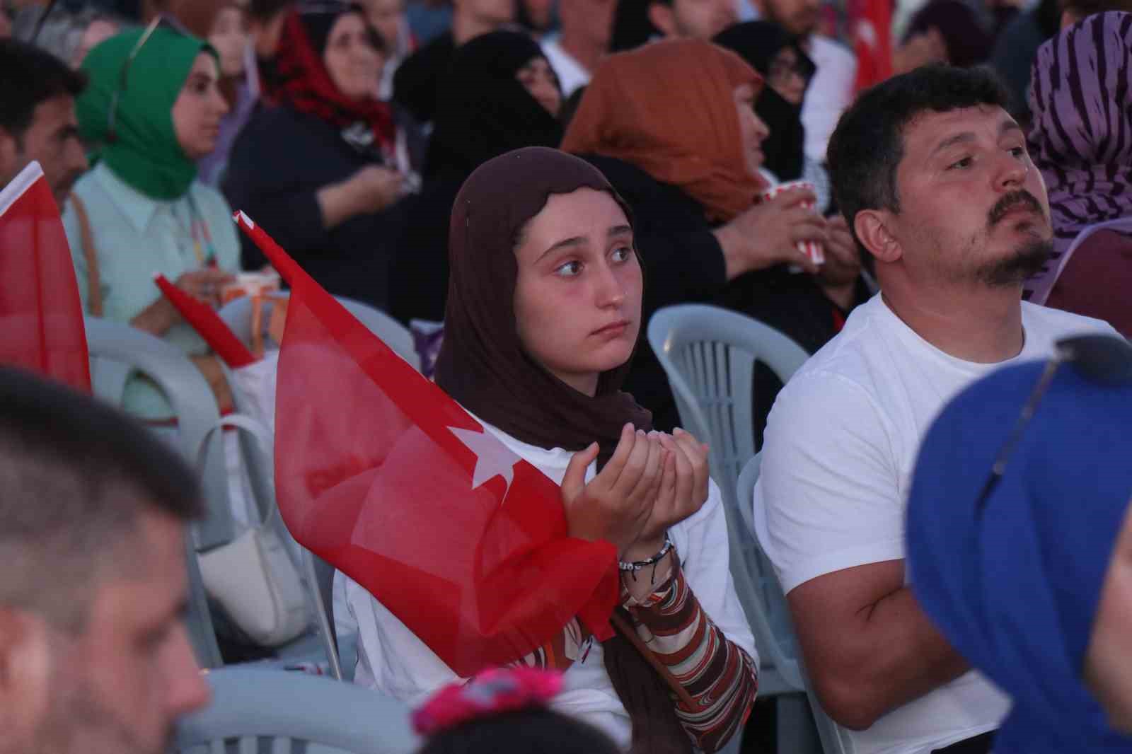 Sakarya, 8 yıl sonra aynı meydanda tek yürek oldu
