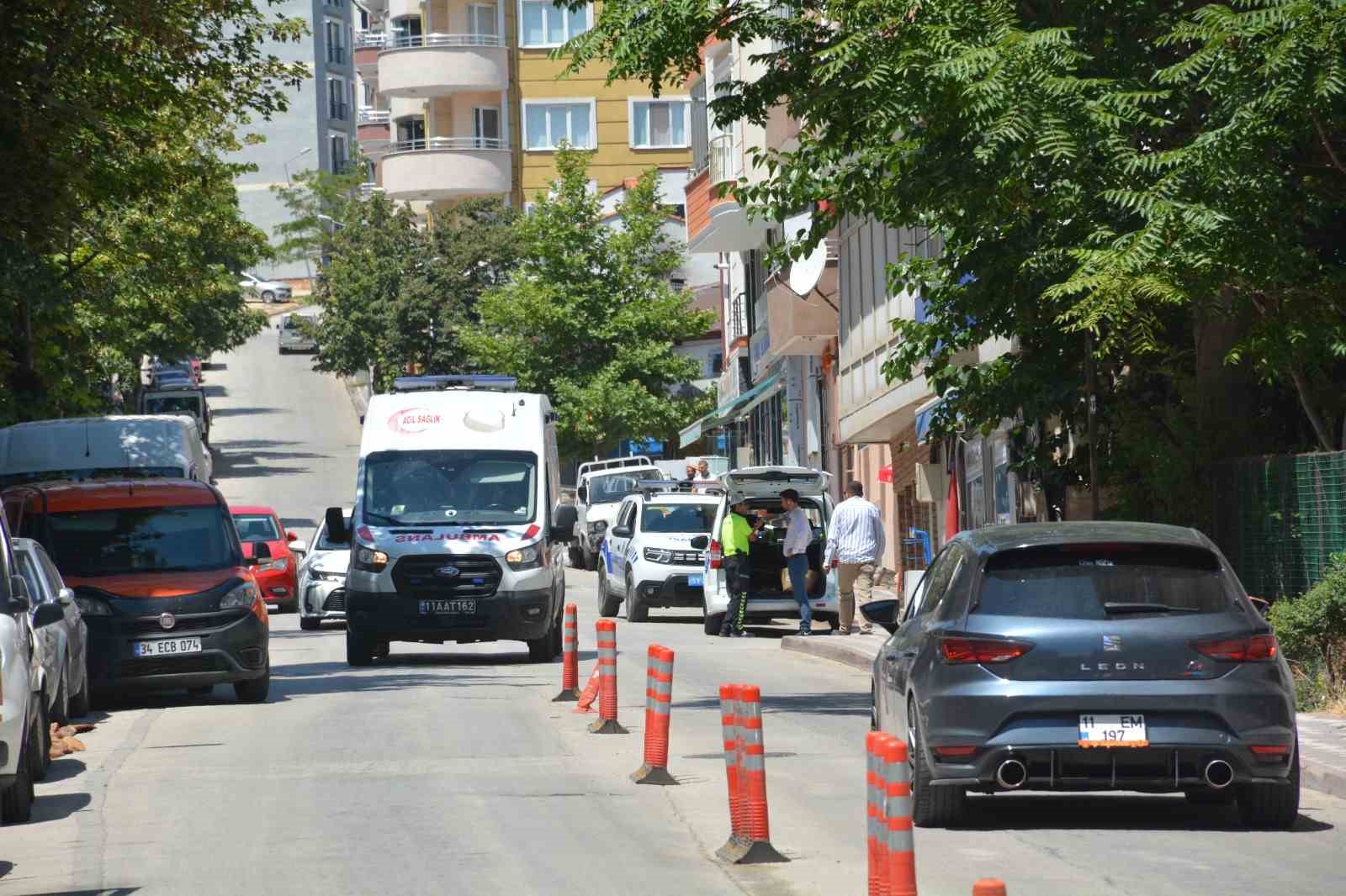 Otomobil ile motosiklet &ccedil;arpıştı, 1 kişi yaralandı
