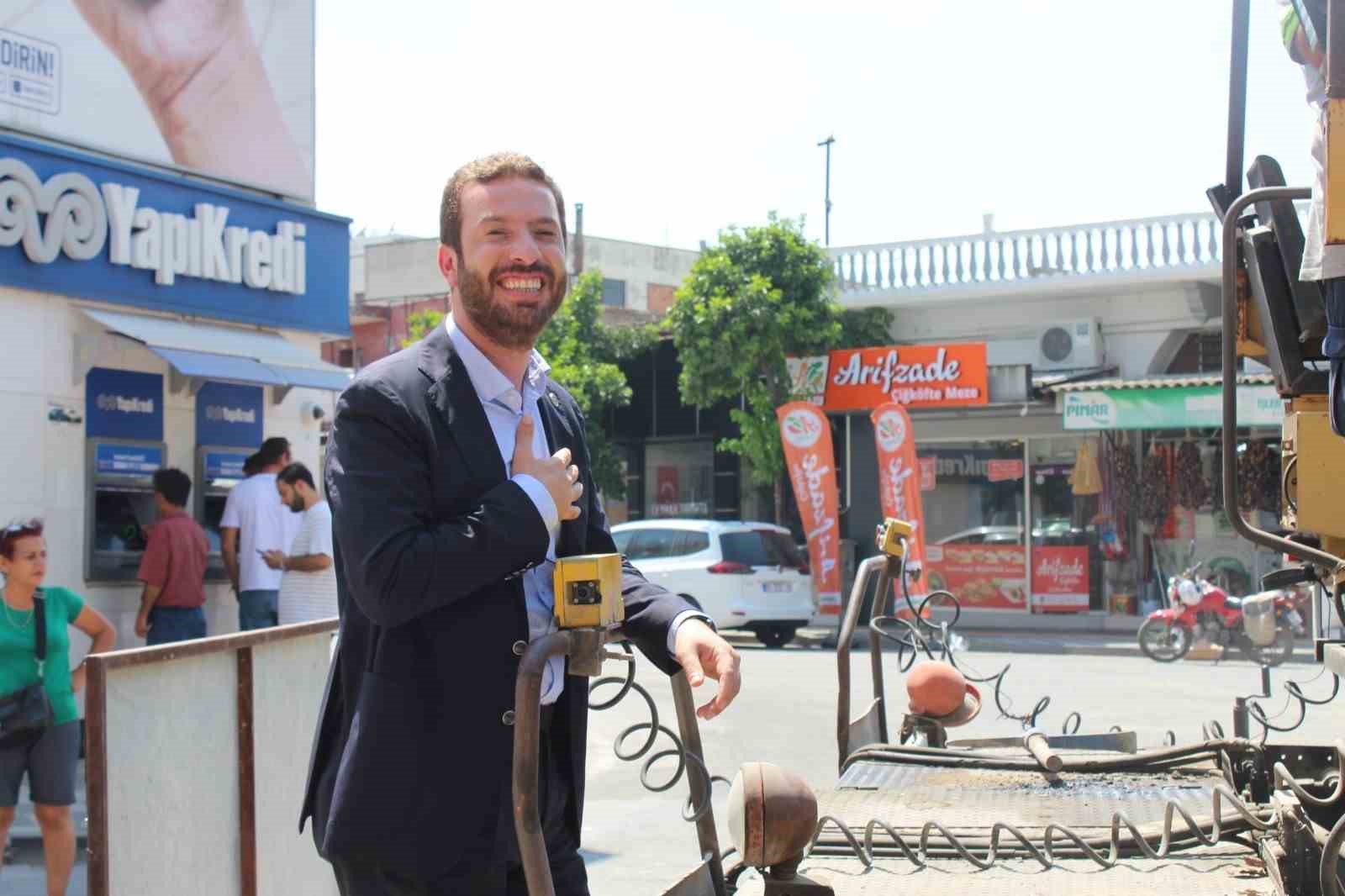 Ceyhan Belediyesi &ccedil;arşı trafiğini rahatlatacak yeni yolu hizmete a&ccedil;tı
