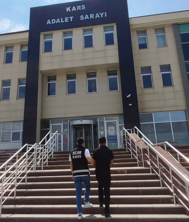 Kars polisinden &rsquo;apart&rsquo; operasyonu
