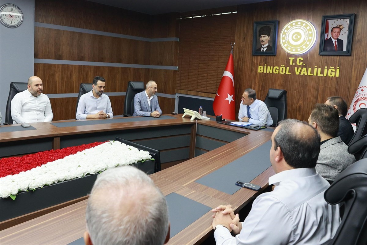 Bingöl Kent Konseyi, çalışmalar hakkında Vali Usta’ya bilgi verdi
