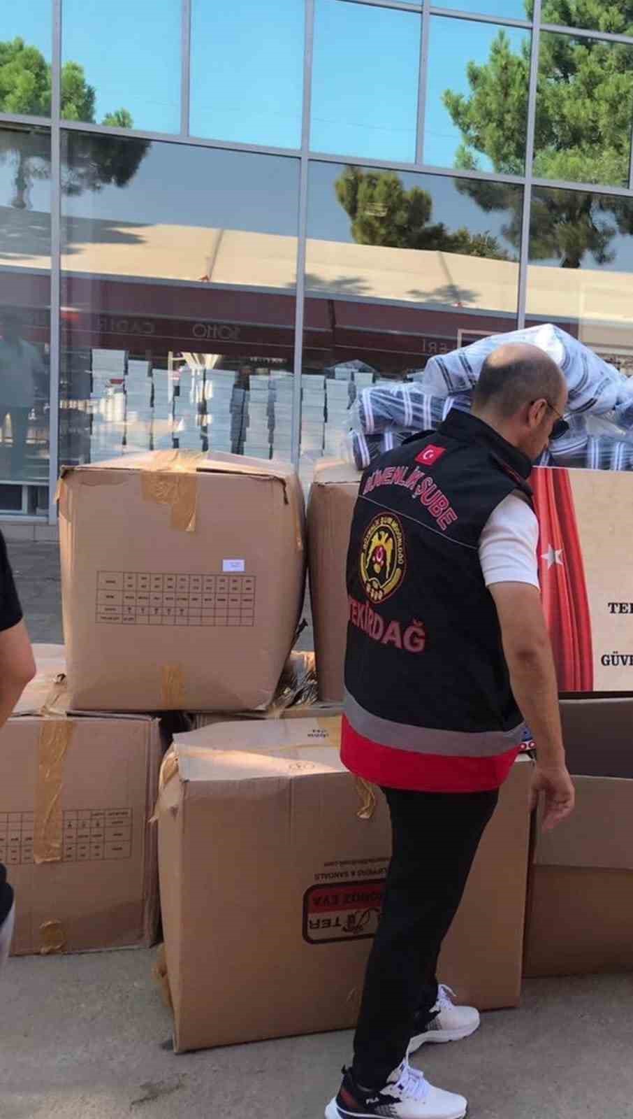 Tekirdağ&rsquo;da taklit terlik operasyonu
