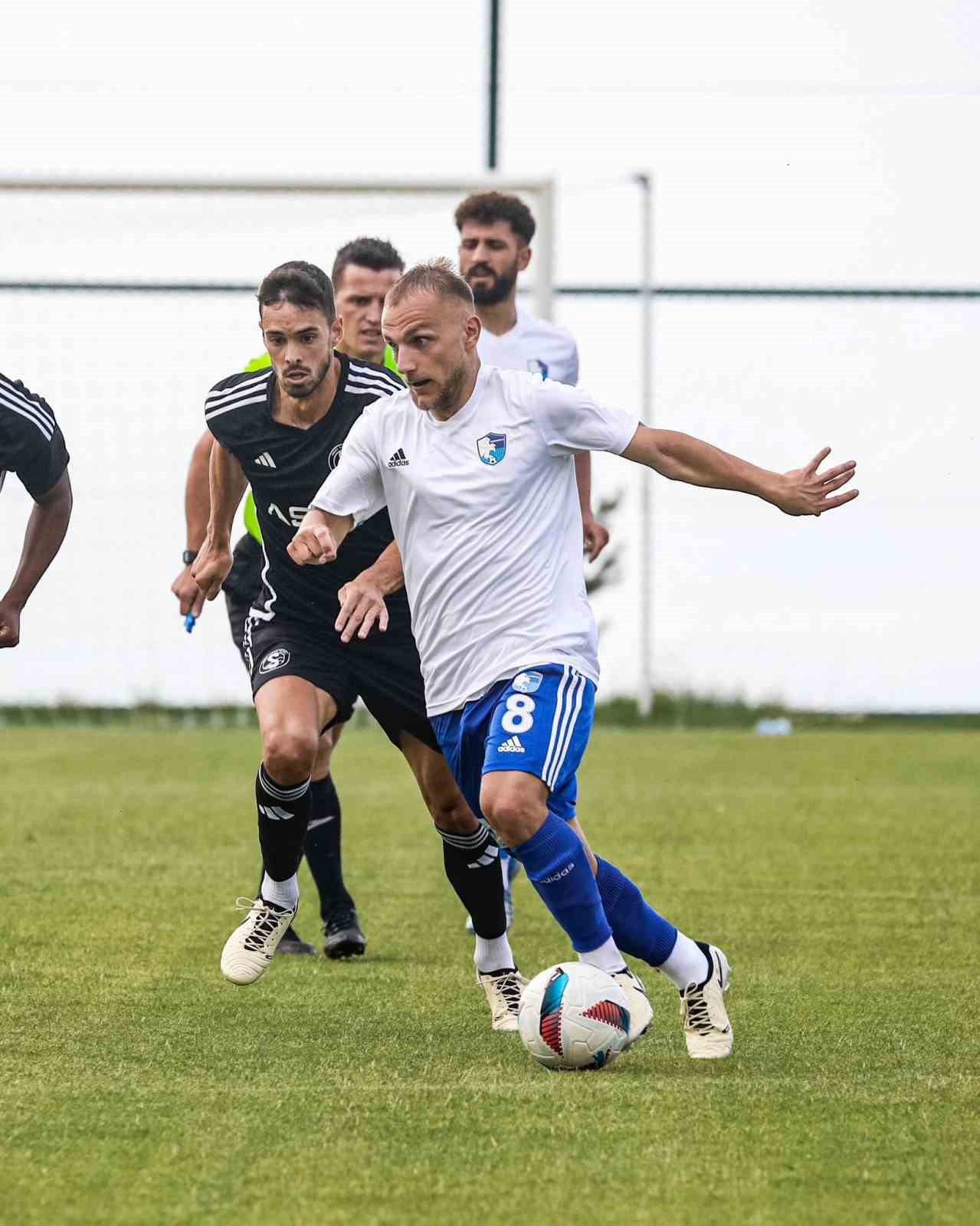 Erzurumspor ilk hazırlık maçında berabere kaldı
