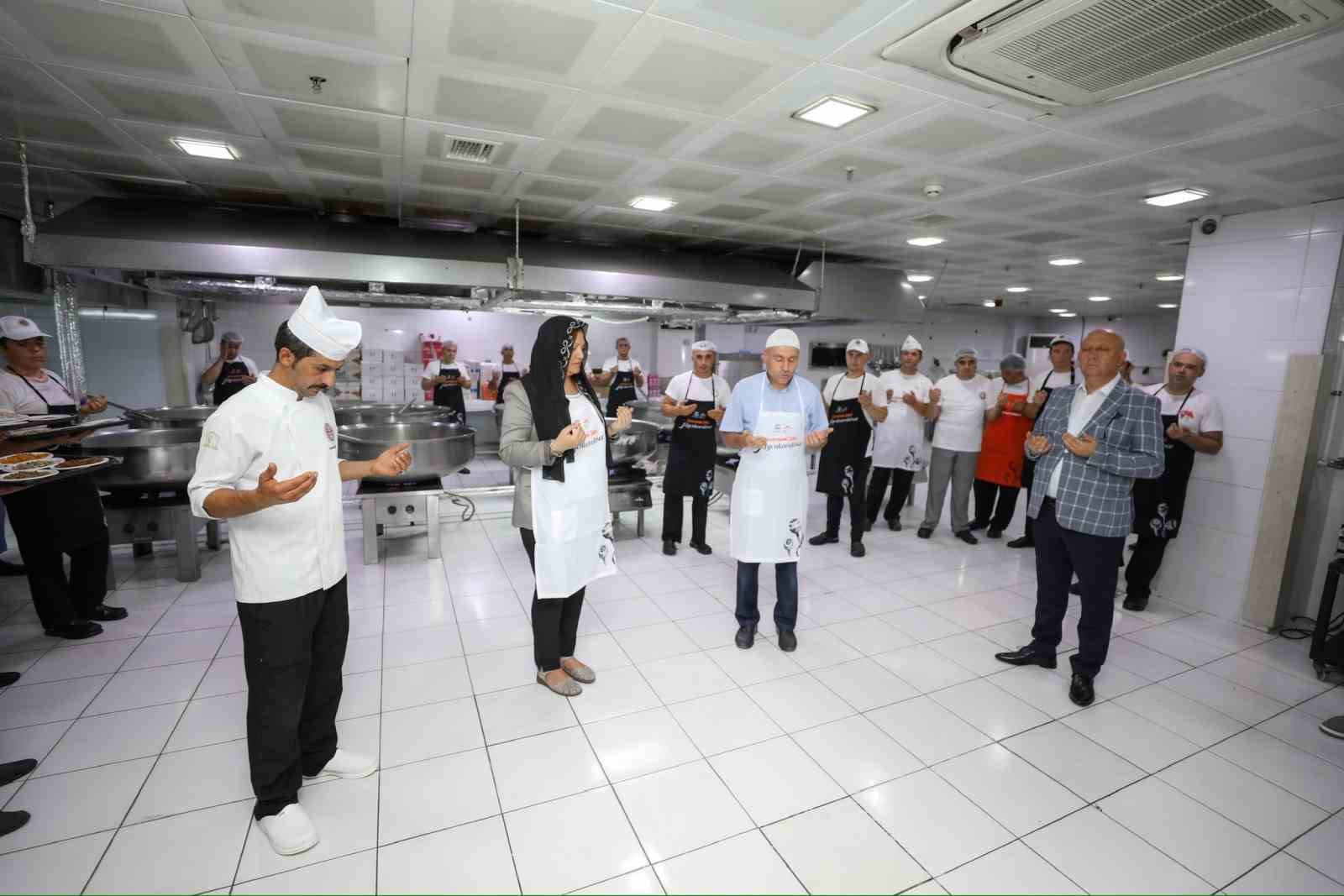 Afyonkarahisar&rsquo;da 40 Hatimli Aşure&rsquo;nin duası yapıldı
