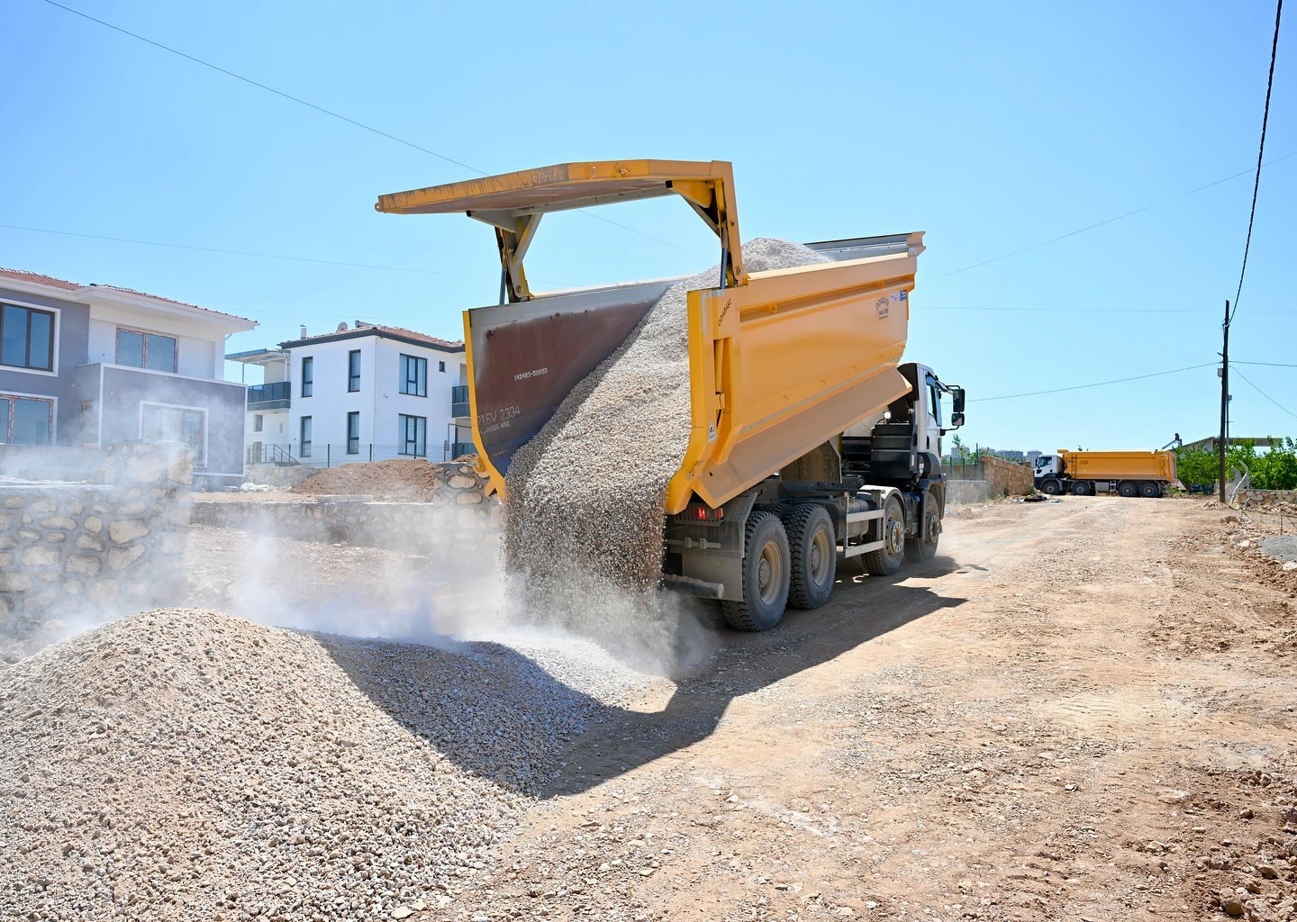 İkizce&rsquo;de ulaşım ağı yenileniyor
