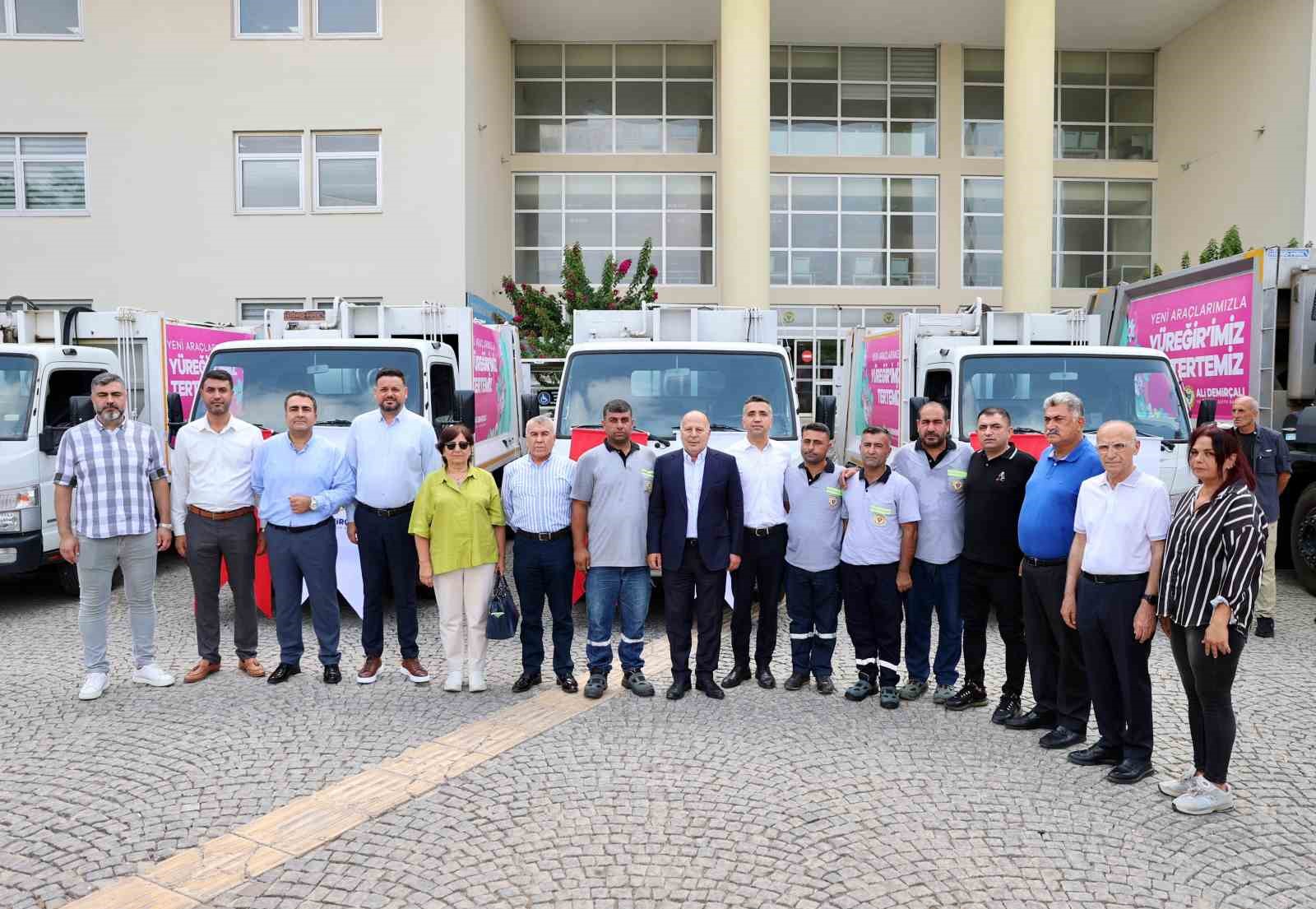 Y&uuml;reğir Belediyesine 7 yeni ara&ccedil;
